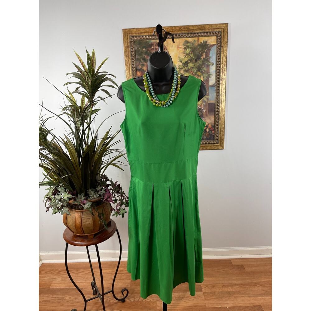 Favolook Fit & Flare Dress Women's Large Kelly Green Cocktail Modern Classic